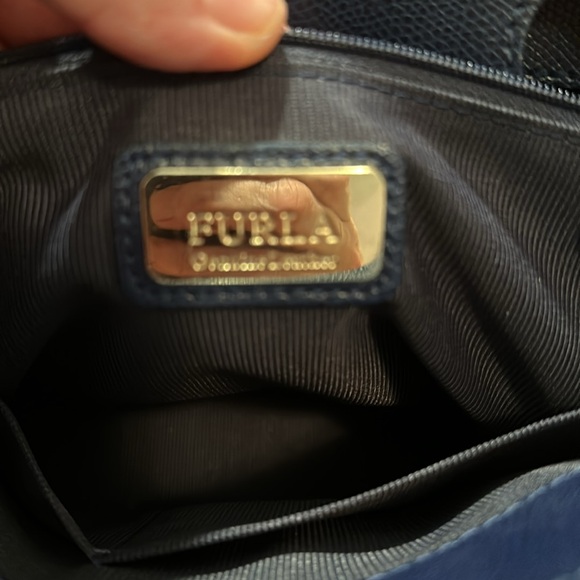 Furla Metropolis medium satchel in navy - Picture 10 of 11